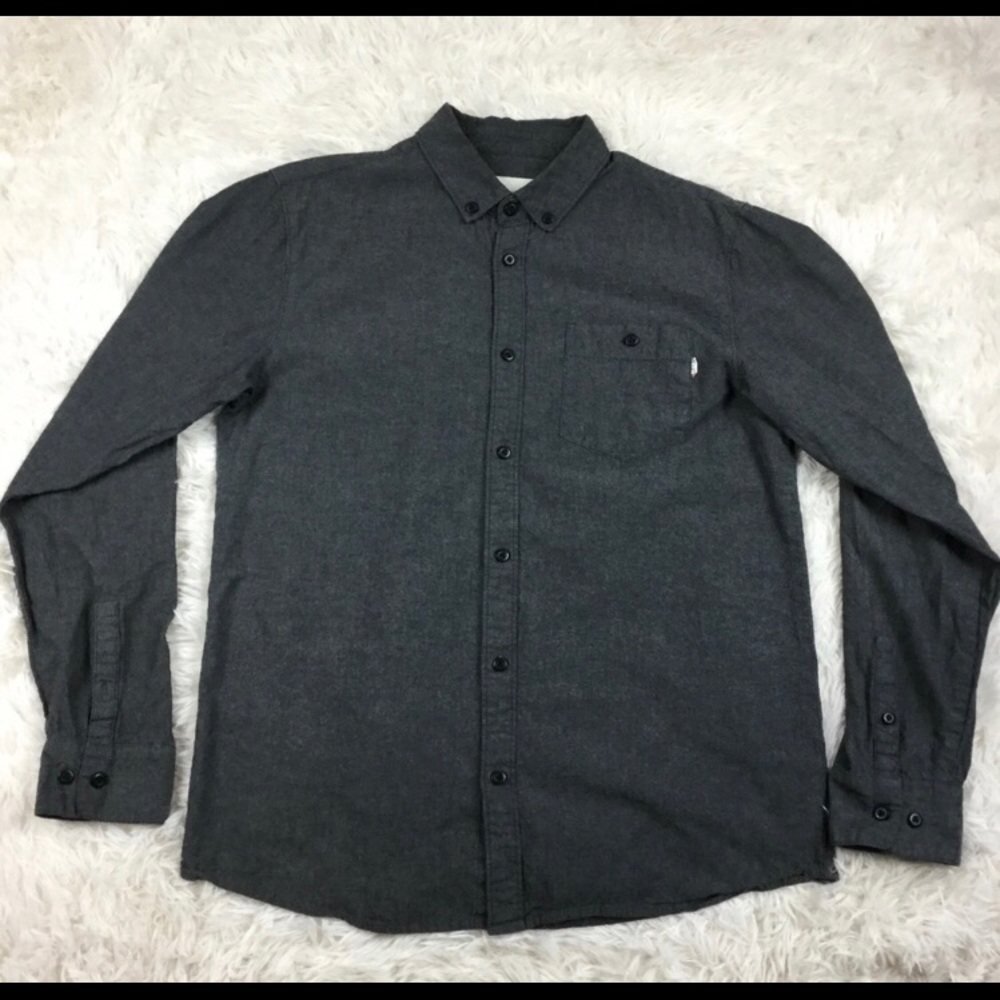 Long-sleeve- Active- button up- large